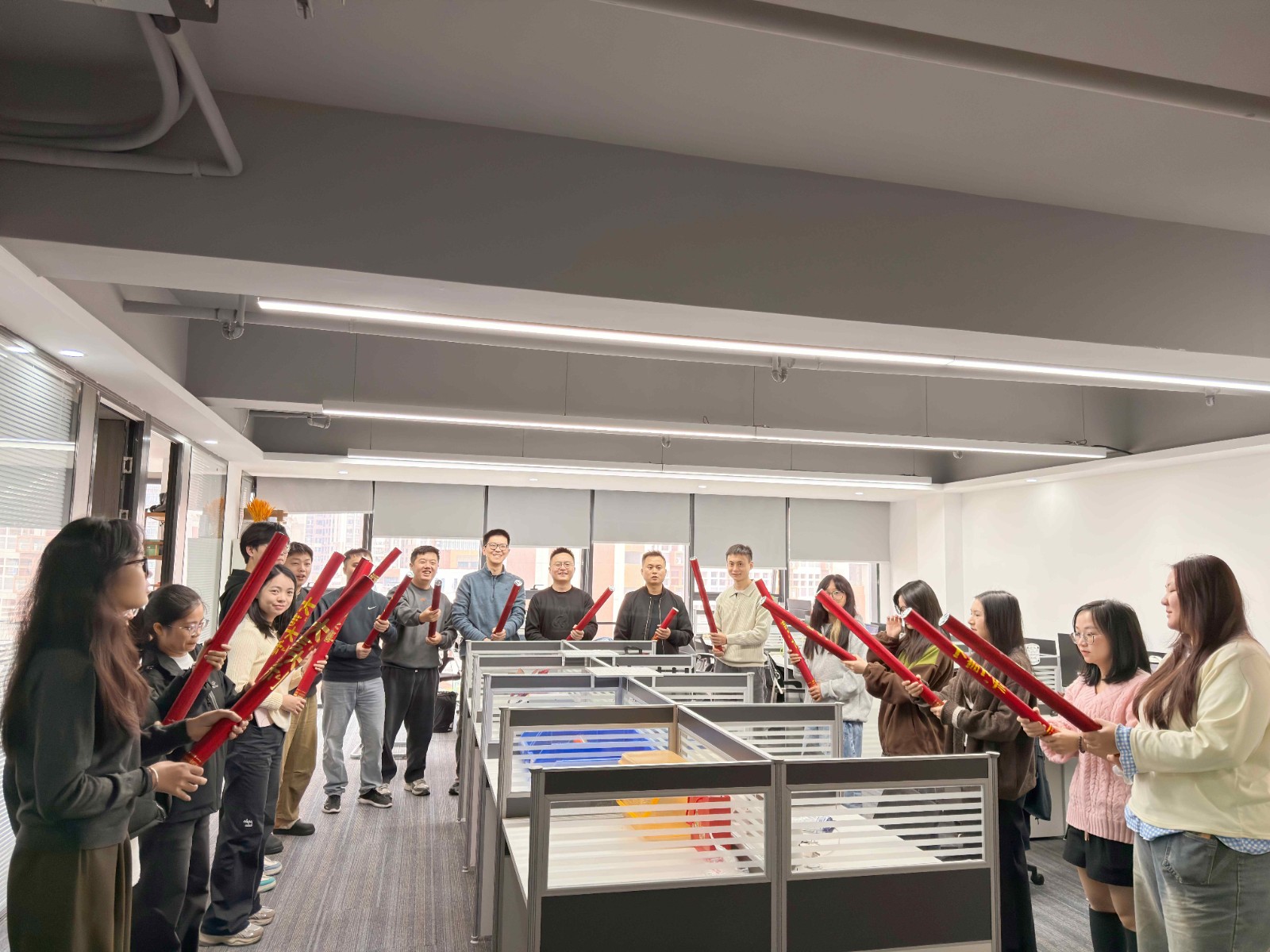 1766743616194917-2_副本.jpg 2_副本.jpg